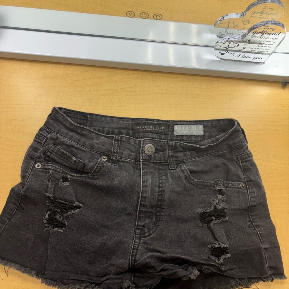 Aeropostale Ripped Jean Short Women’s